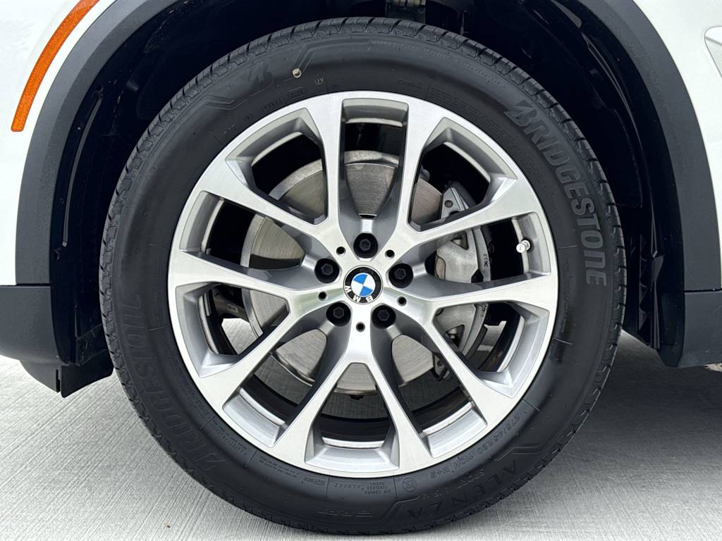 Thumbnail: 2024 BMW X5 - 8