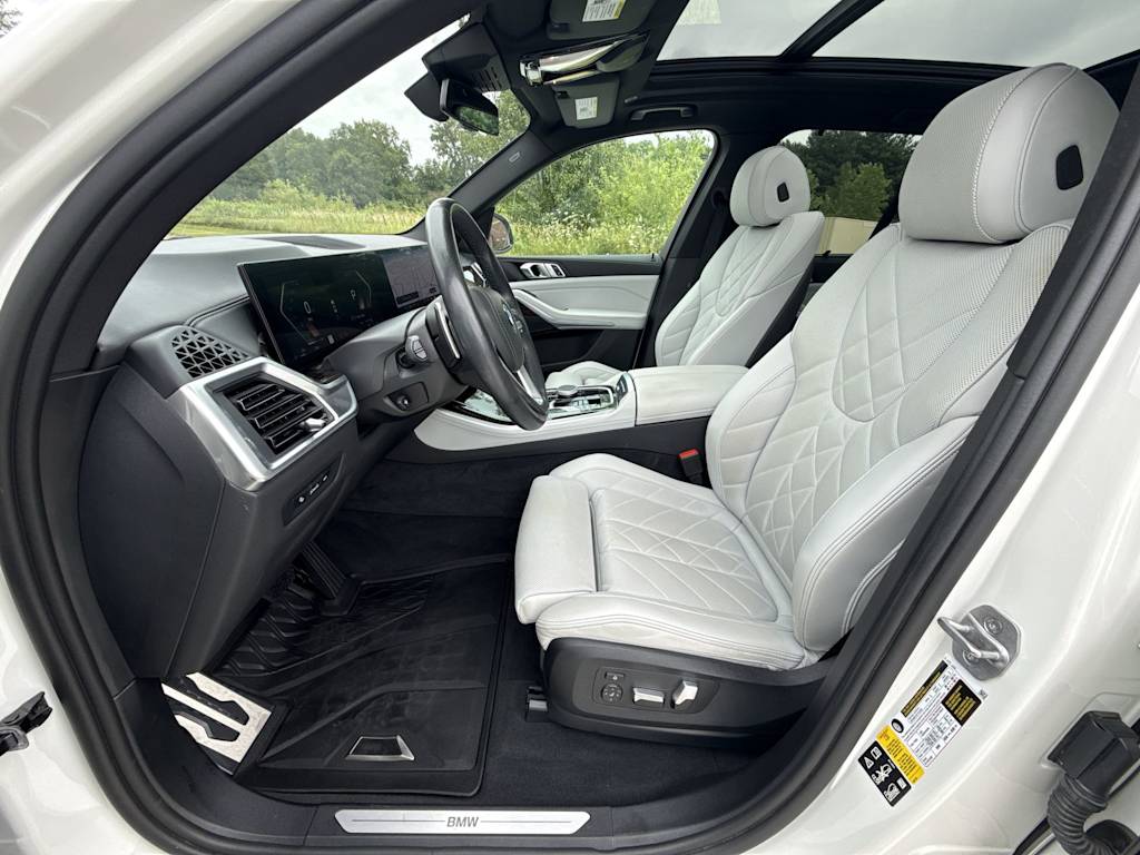 Thumbnail: 2024 BMW X5 - 11