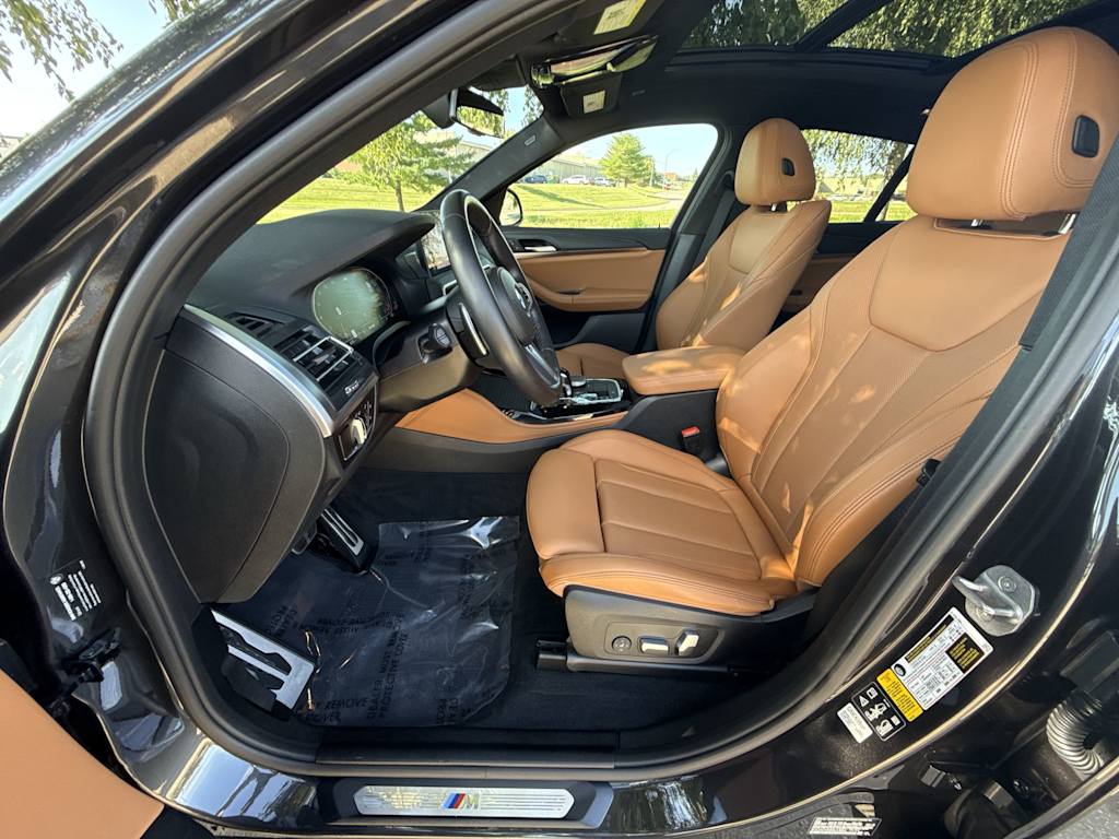 Thumbnail: 2022 BMW X4 - 11