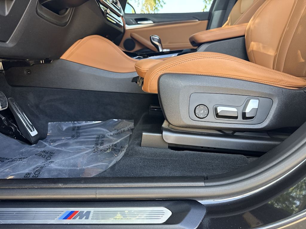 Thumbnail: 2022 BMW X4 - 27