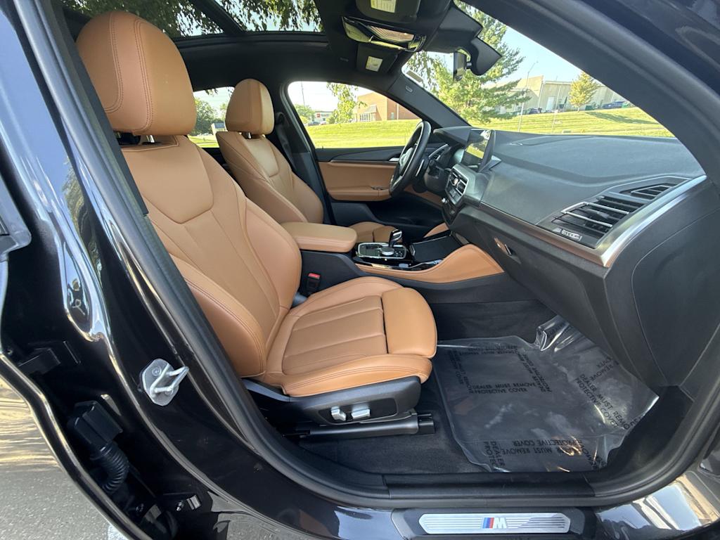 Thumbnail: 2022 BMW X4 - 32