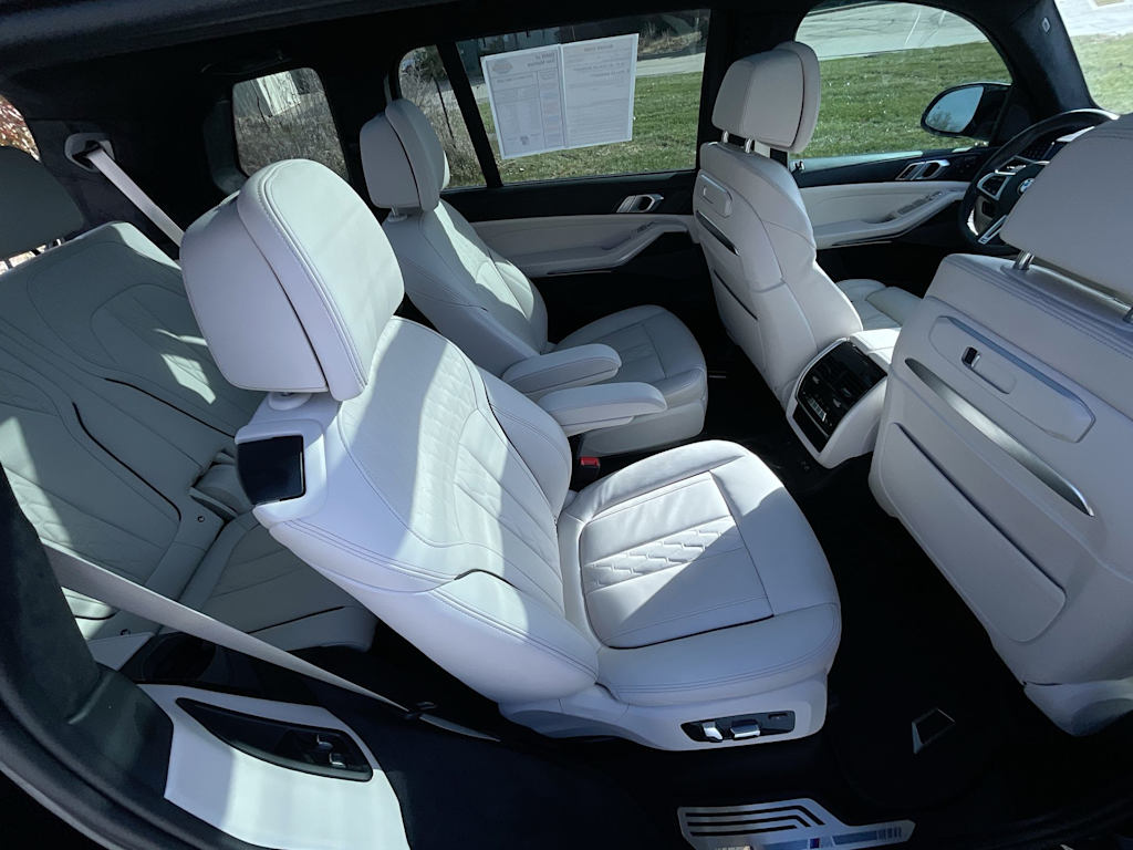 Thumbnail: 2025 BMW X7 - 27