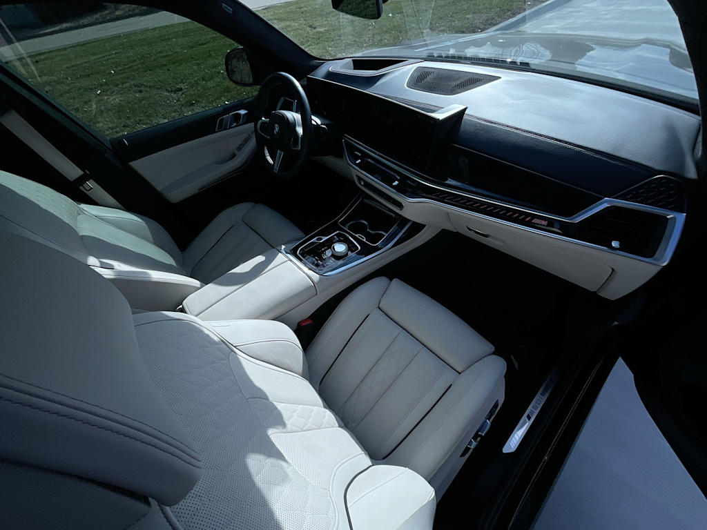 Thumbnail: 2025 BMW X7 - 2