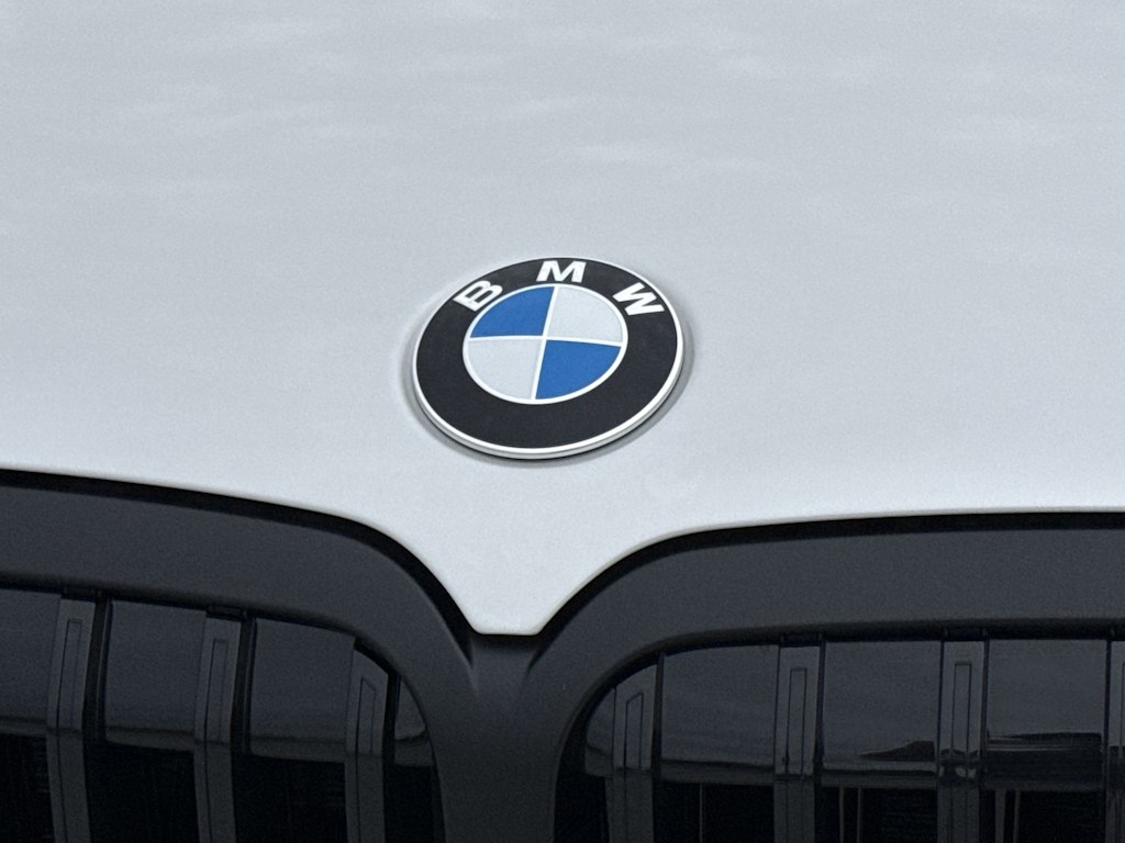 Thumbnail: 2024 BMW X7 - 6