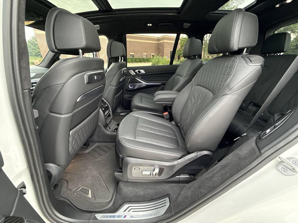 Thumbnail: 2024 BMW X7 - 25