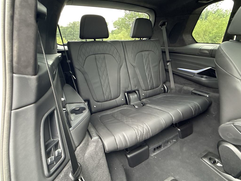 Thumbnail: 2024 BMW X7 - 38