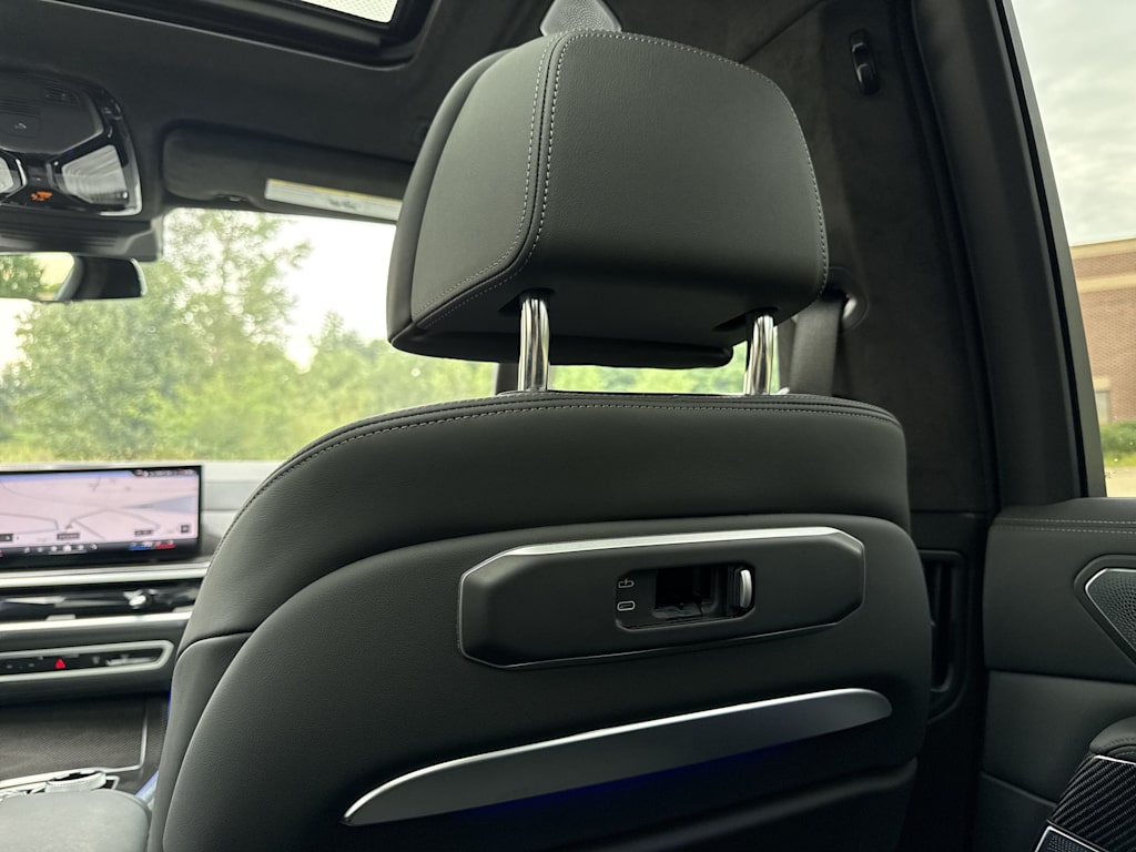 Thumbnail: 2024 BMW X7 - 41