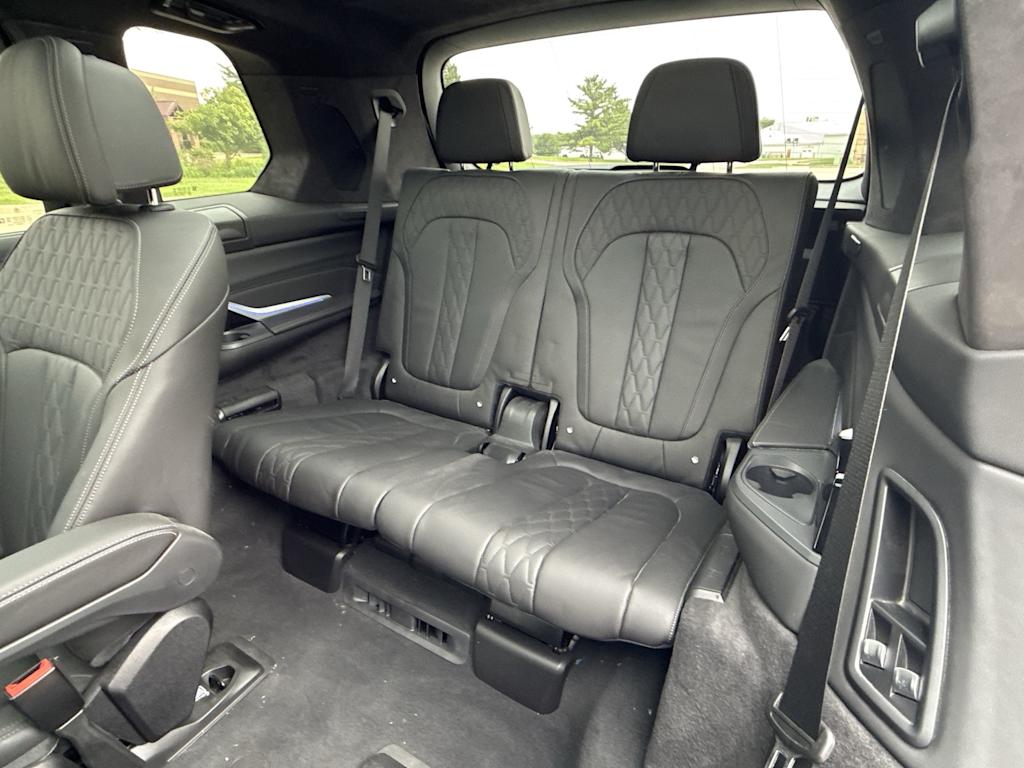 Thumbnail: 2024 BMW X7 - 37