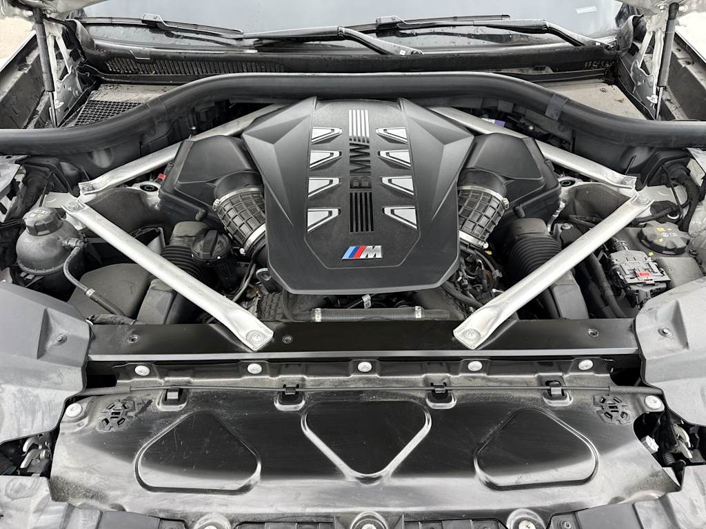 Thumbnail: 2024 BMW X7 - 8