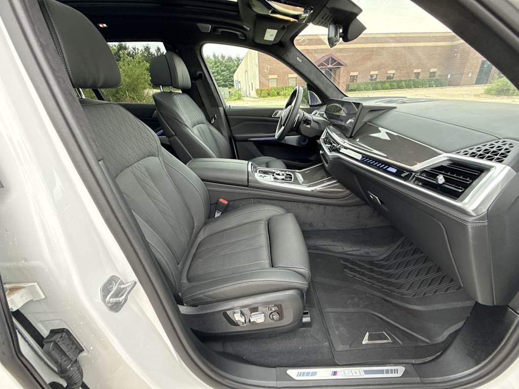 Thumbnail: 2024 BMW X7 - 28