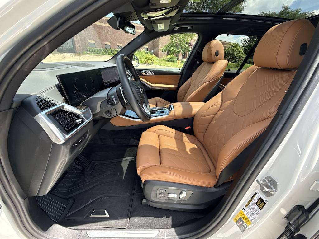 Thumbnail: 2024 BMW X5 - 11