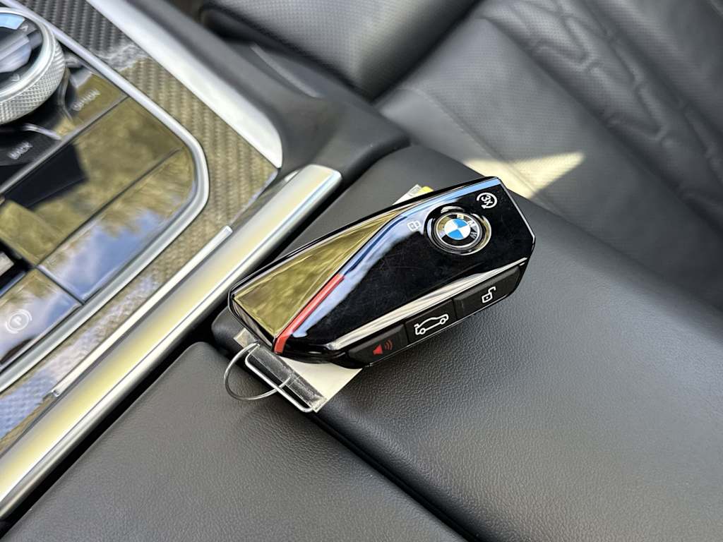 Thumbnail: 2025 BMW X6 - 18