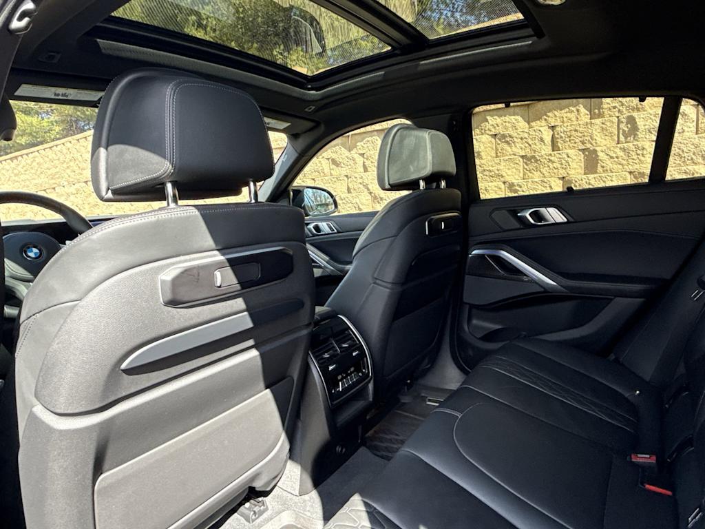 Thumbnail: 2025 BMW X6 - 13
