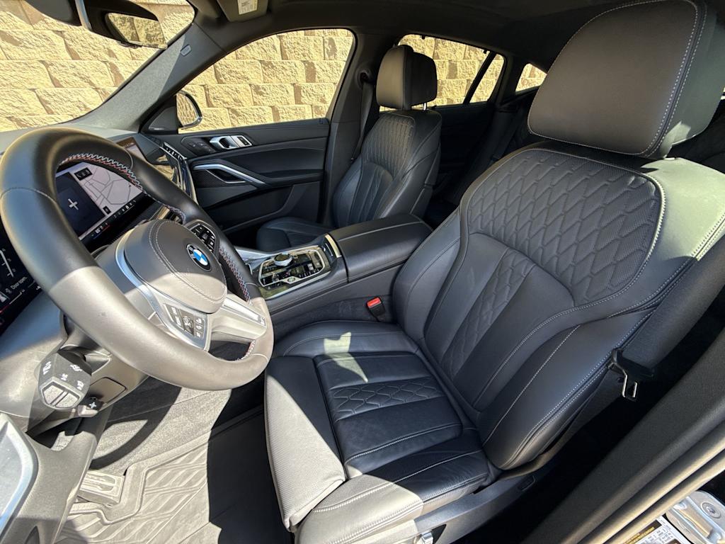Thumbnail: 2025 BMW X6 - 12