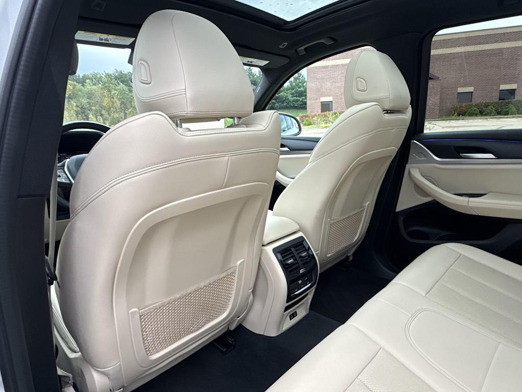 Thumbnail: 2022 BMW X3 - 13