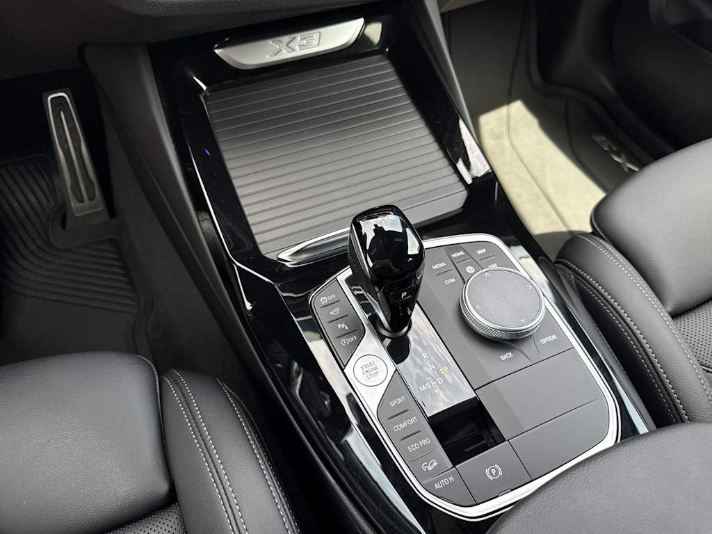 Thumbnail: 2024 BMW X3 - 16