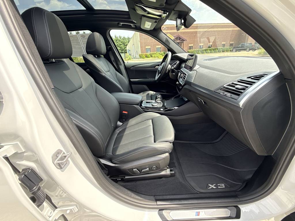 Thumbnail: 2024 BMW X3 - 31