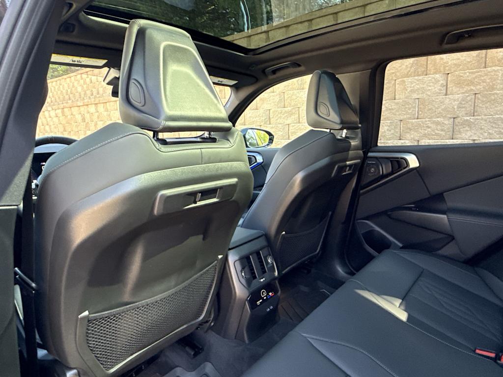 Thumbnail: 2025 BMW X3 - 13