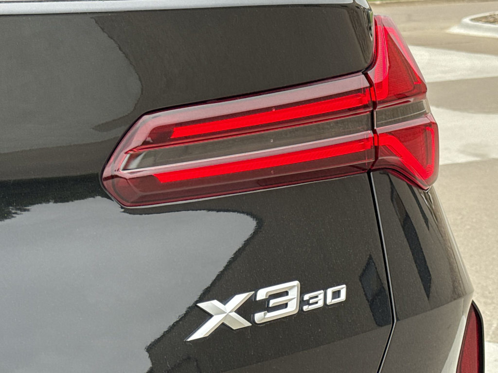 Thumbnail: 2025 BMW X3 - 25