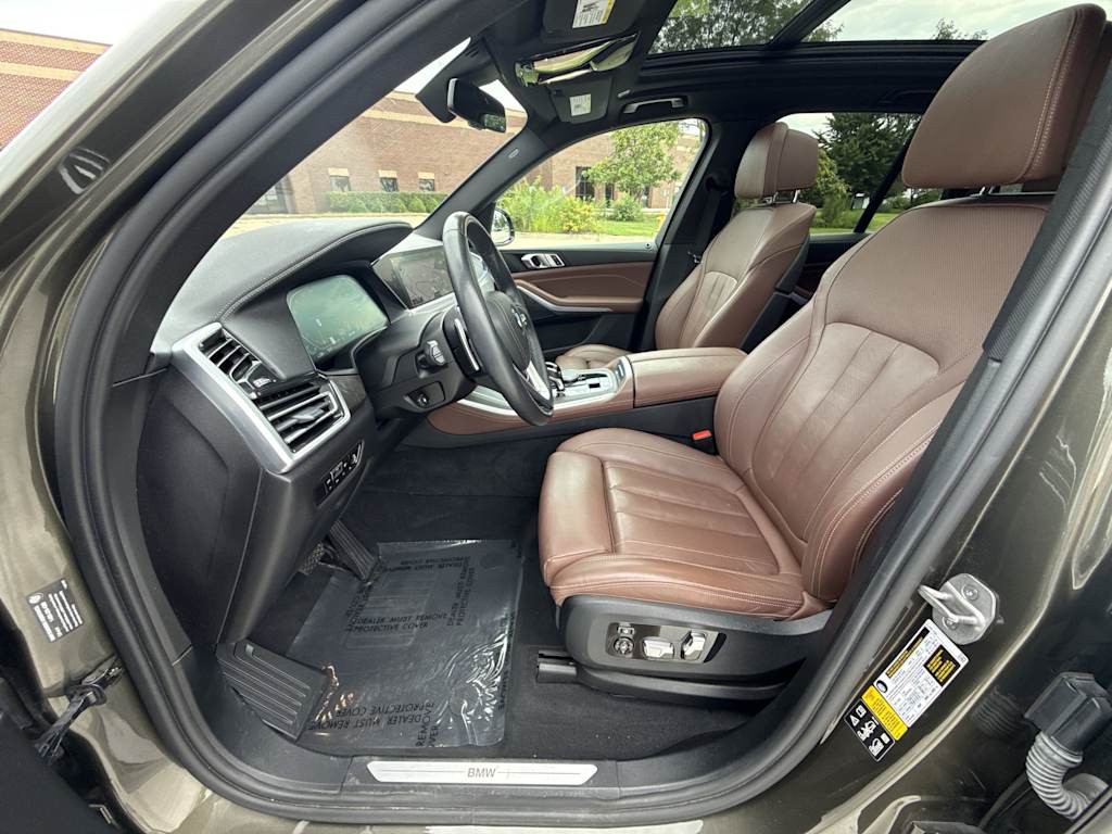 Thumbnail: 2022 BMW X5 - 11