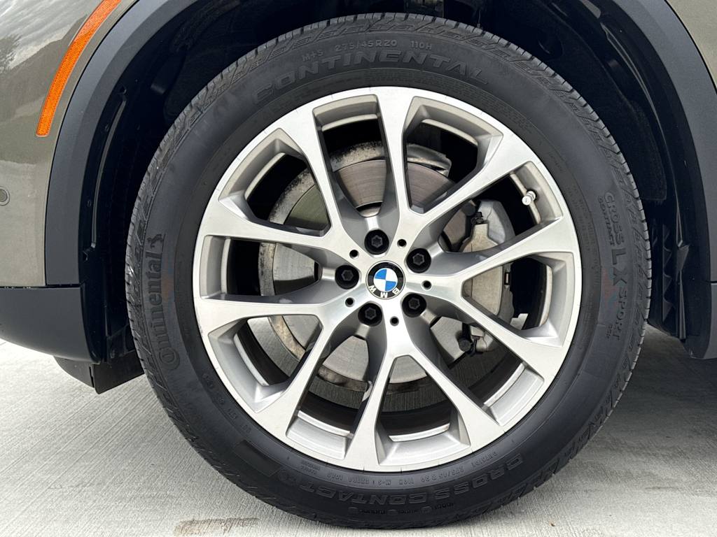 Thumbnail: 2022 BMW X5 - 8