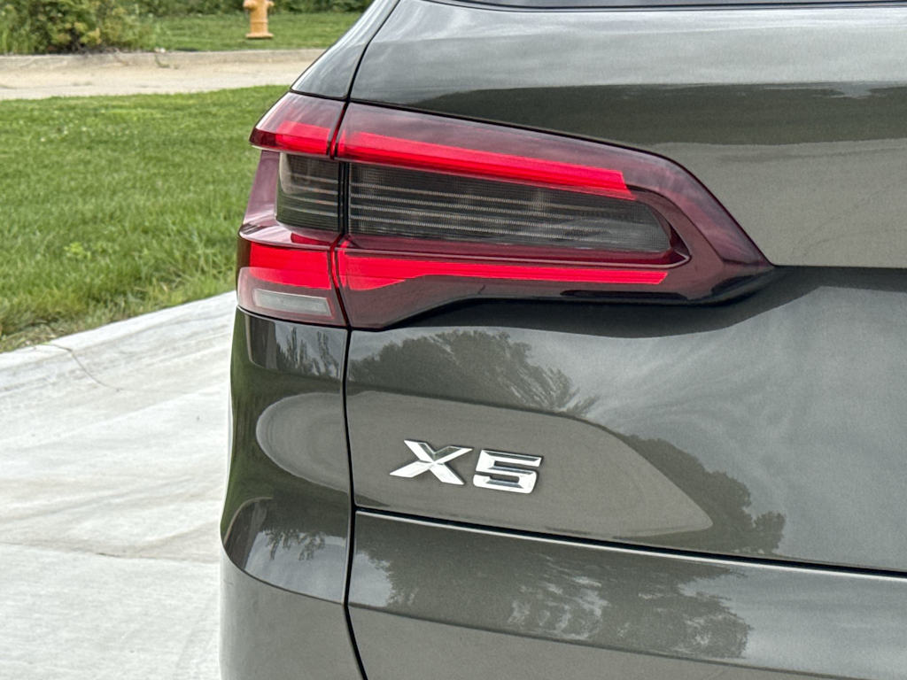 Thumbnail: 2022 BMW X5 - 25