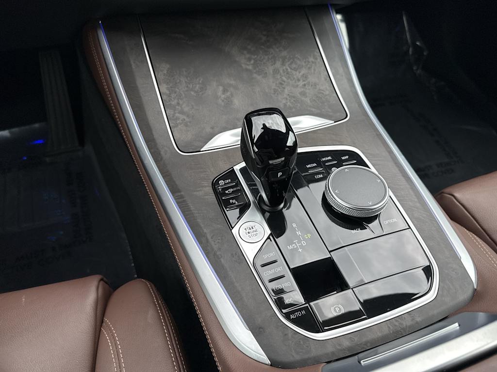 Thumbnail: 2022 BMW X5 - 15