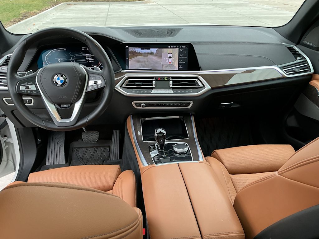Thumbnail: 2023 BMW X5 - 10