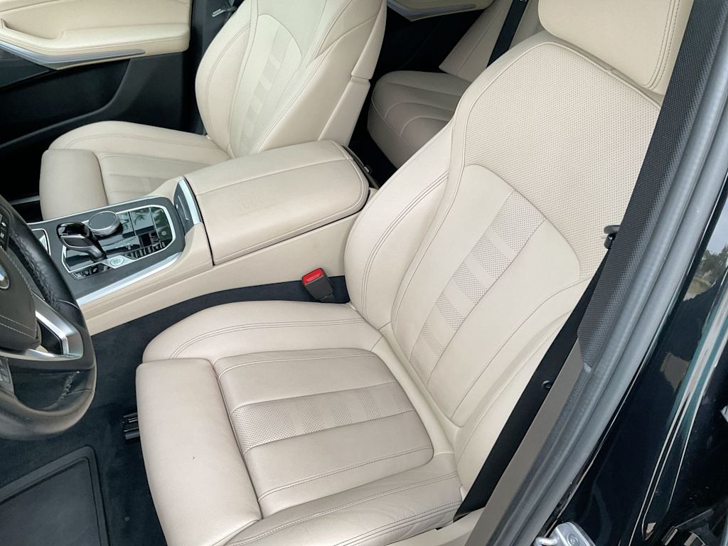 Thumbnail: 2022 BMW X5 - 12