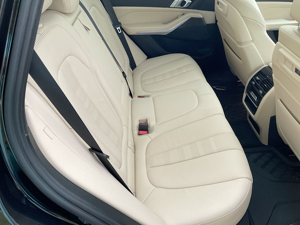 Thumbnail: 2022 BMW X5 - 28