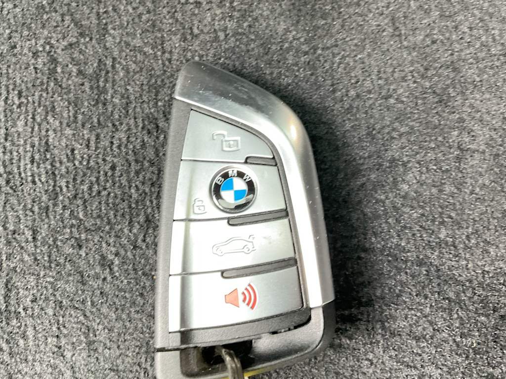 Thumbnail: 2022 BMW X5 - 18