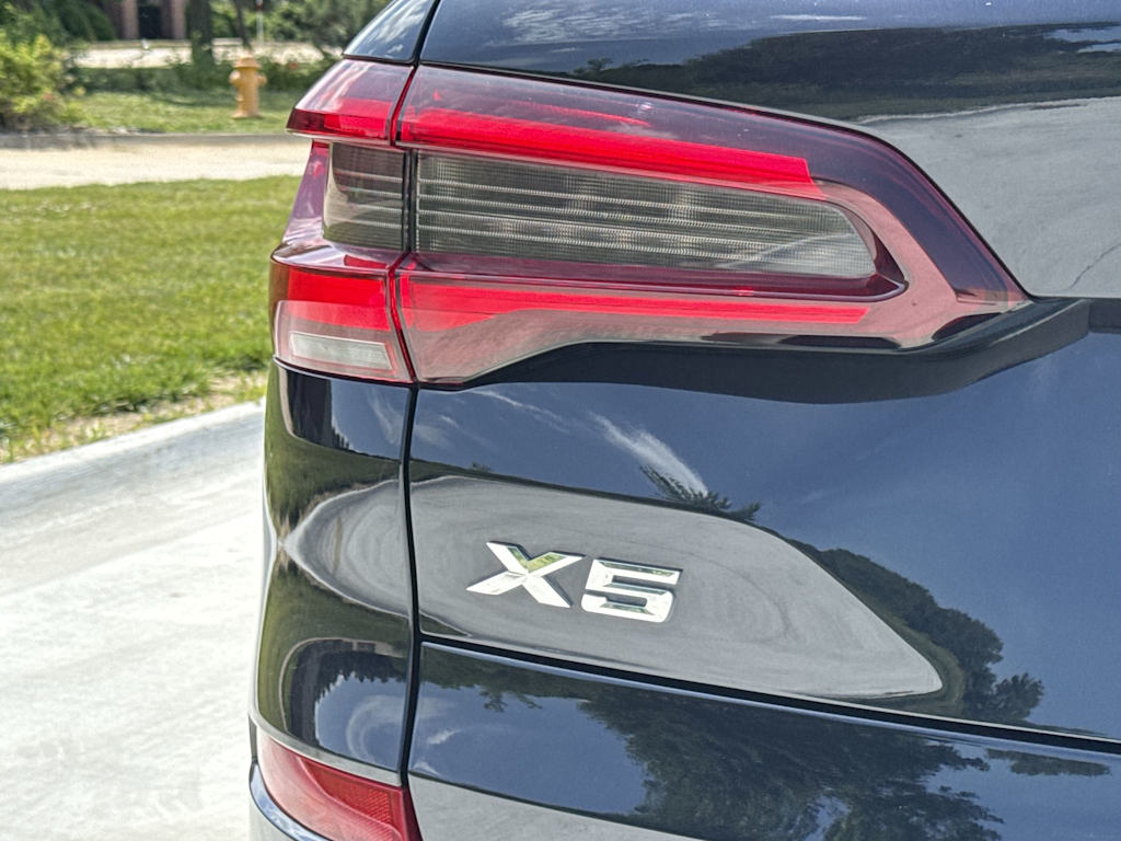 Thumbnail: 2023 BMW X5 - 24