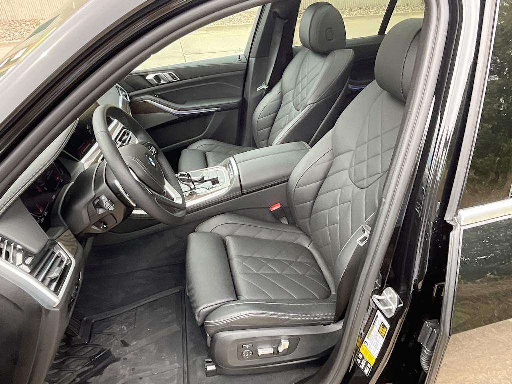 Thumbnail: 2023 BMW X5 - 10