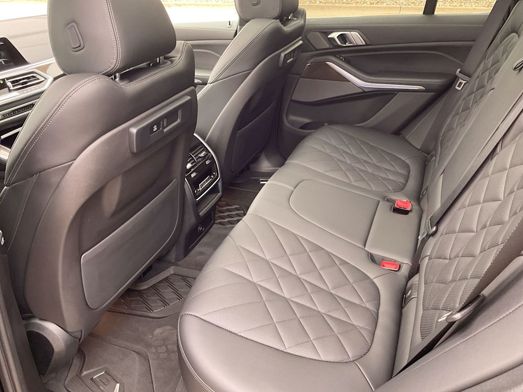 Thumbnail: 2023 BMW X5 - 12