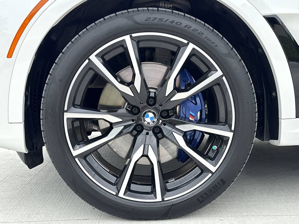 Thumbnail: 2022 BMW X7 - 8