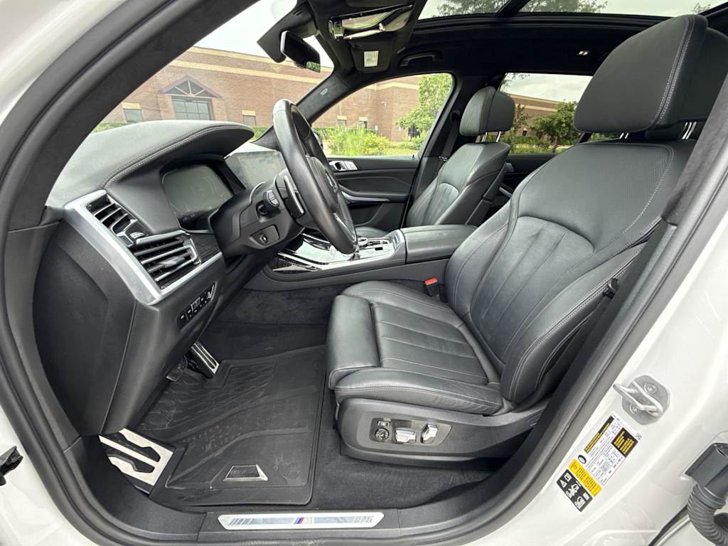 Thumbnail: 2022 BMW X7 - 11