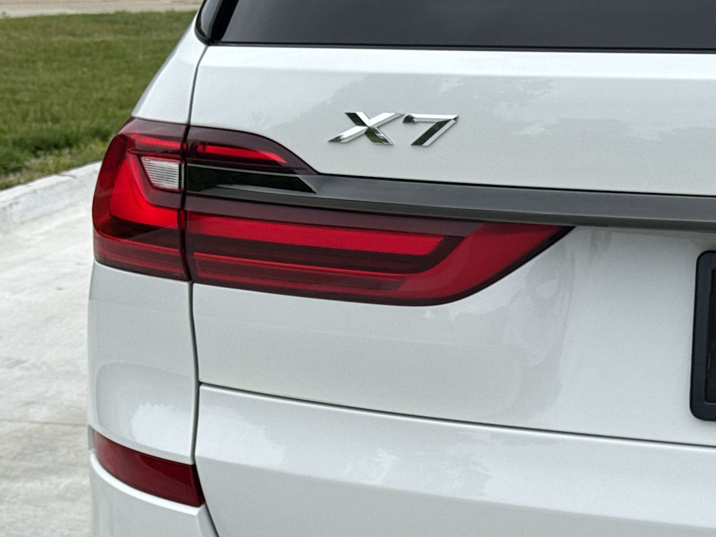 Thumbnail: 2022 BMW X7 - 26