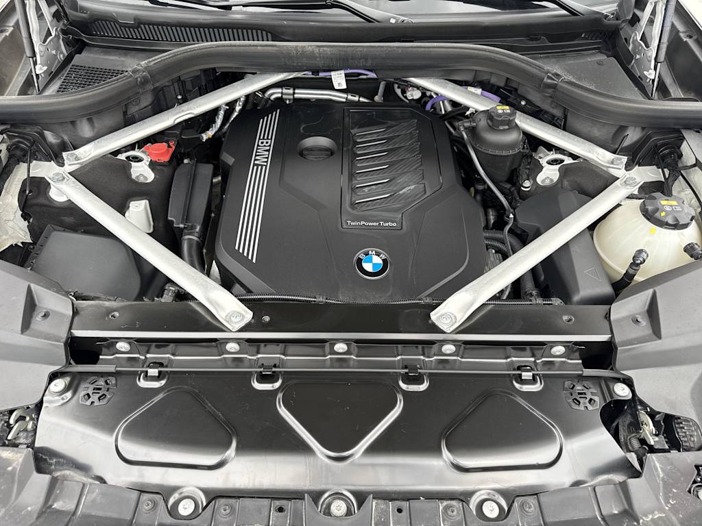 Thumbnail: 2022 BMW X7 - 9