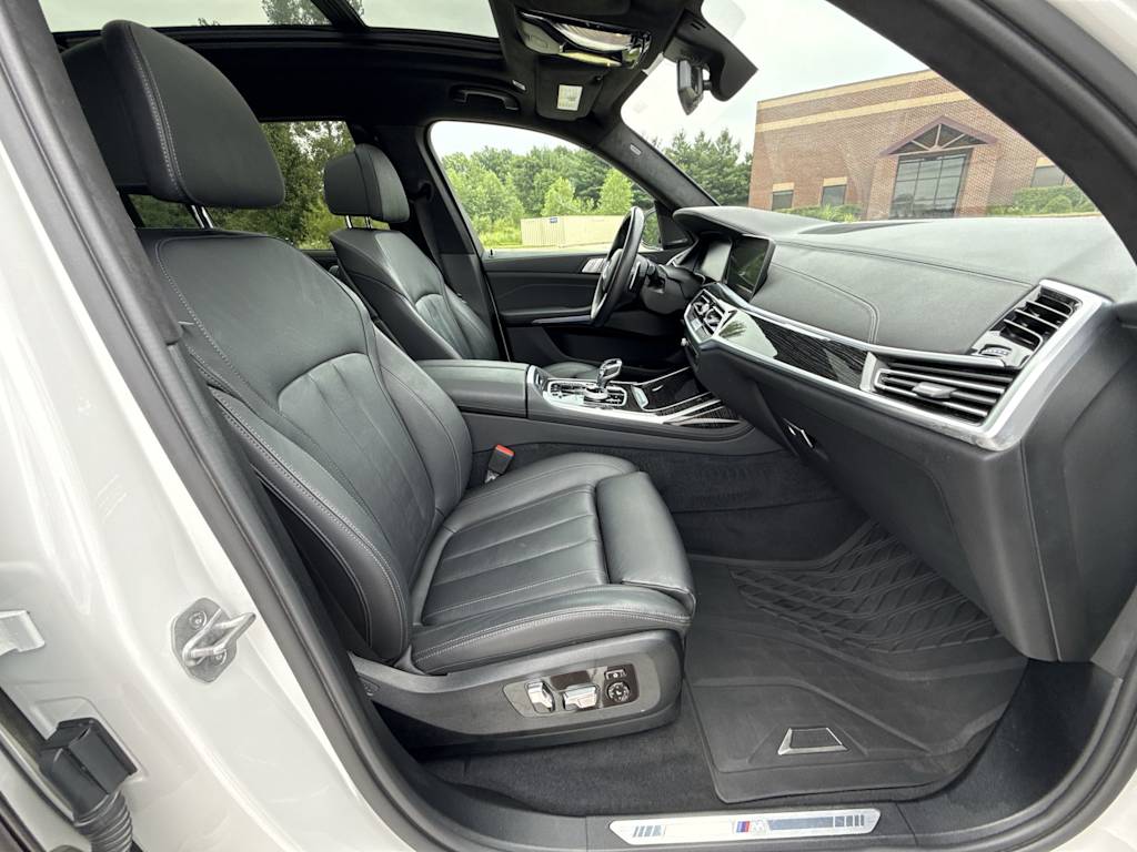 Thumbnail: 2022 BMW X7 - 31