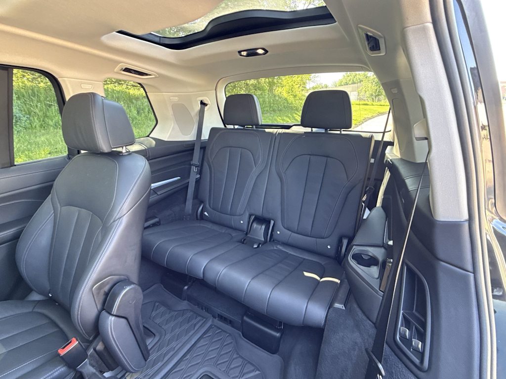 Thumbnail: 2022 BMW X7 - 39