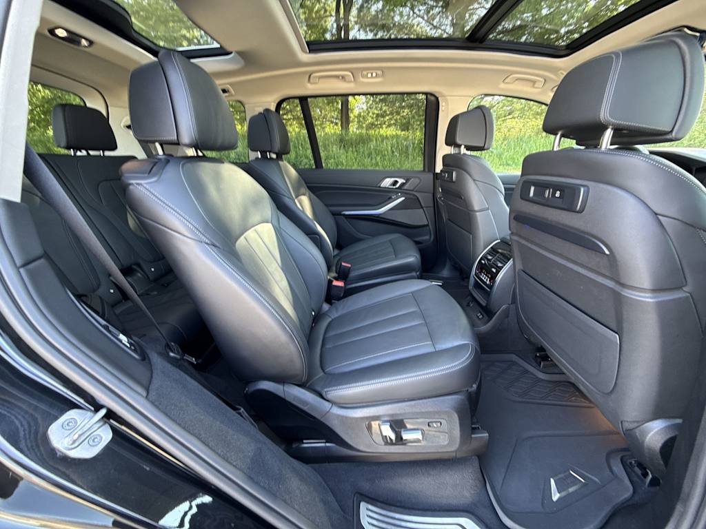 Thumbnail: 2022 BMW X7 - 29