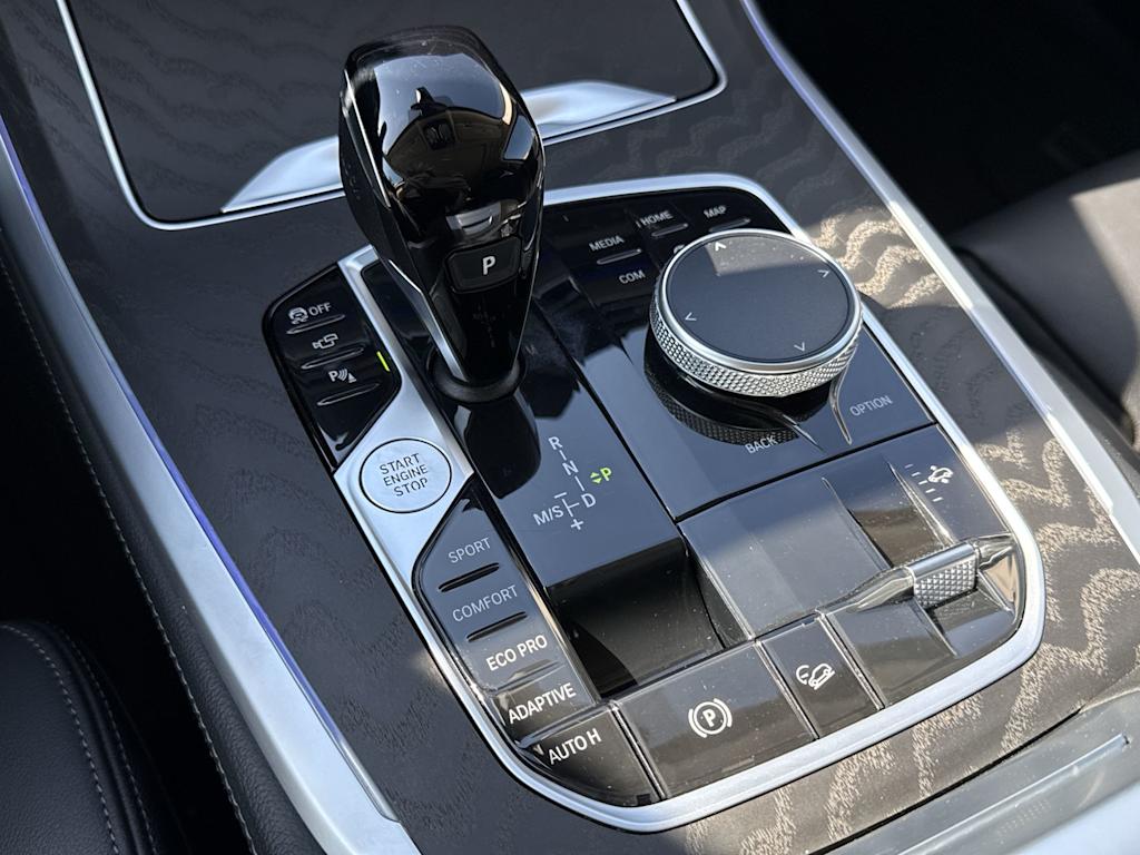 Thumbnail: 2022 BMW X7 - 37