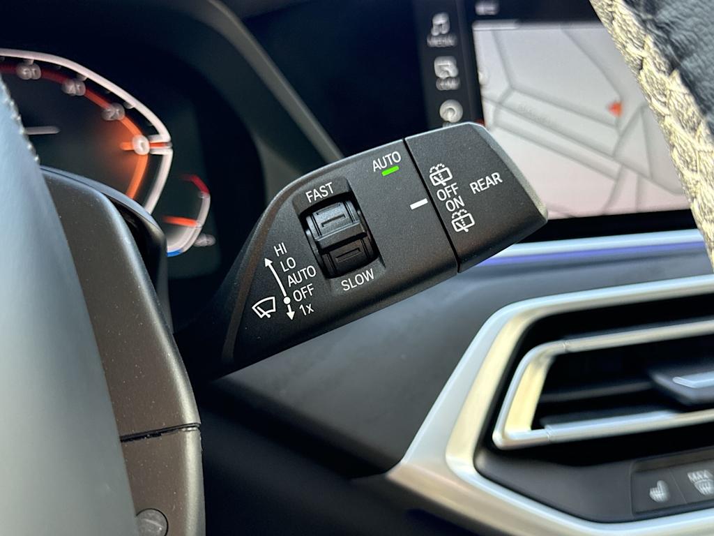Thumbnail: 2022 BMW X7 - 14