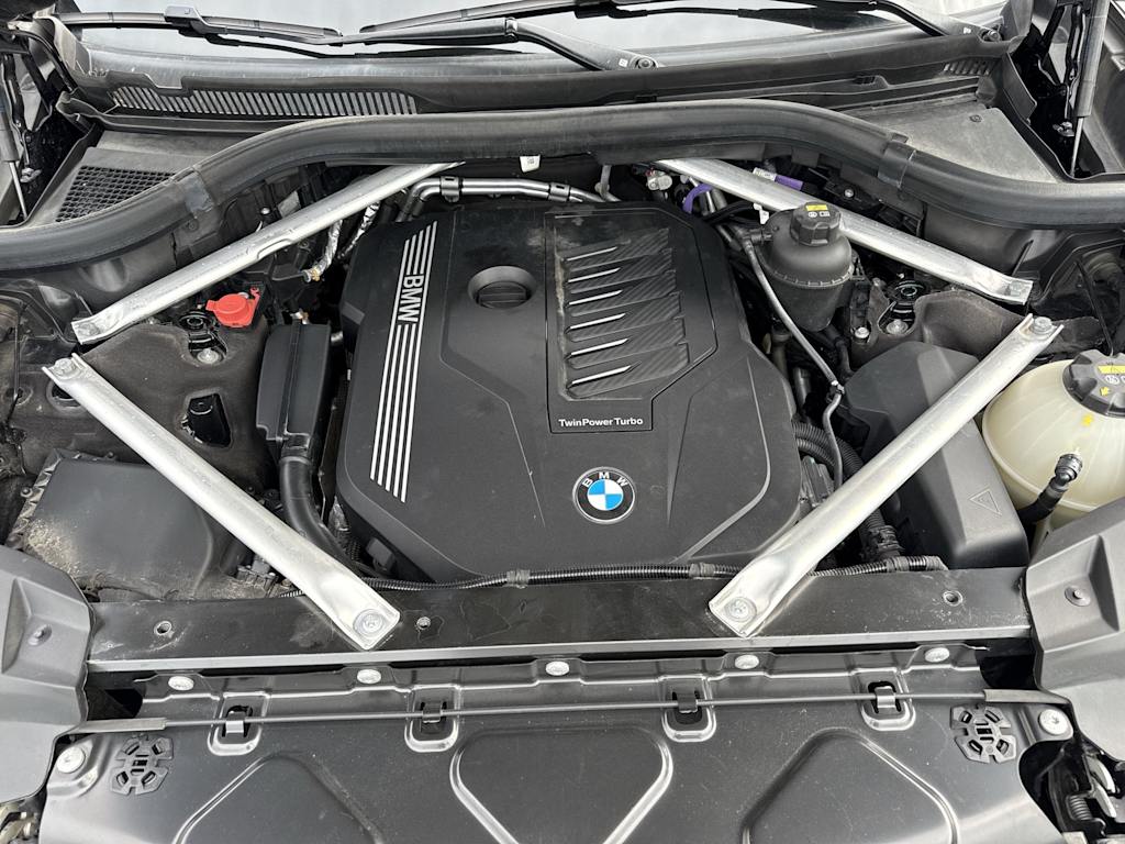 Thumbnail: 2022 BMW X7 - 8