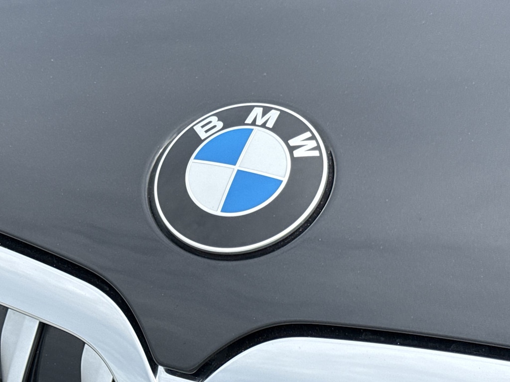 Thumbnail: 2022 BMW X7 - 6