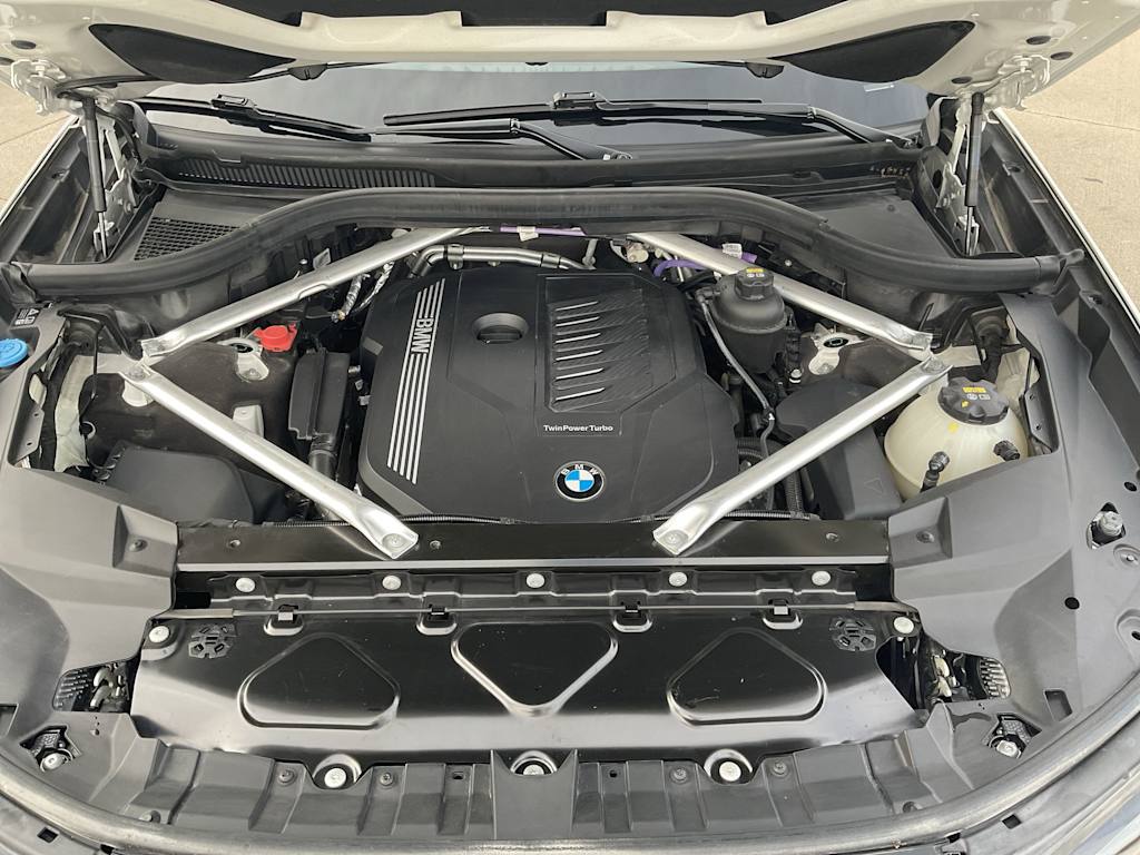 Thumbnail: 2022 BMW X7 - 9