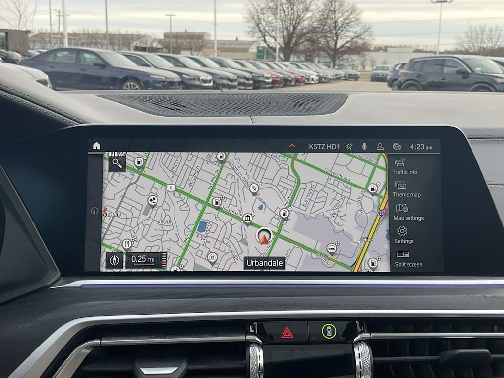 Thumbnail: 2022 BMW X7 - 14