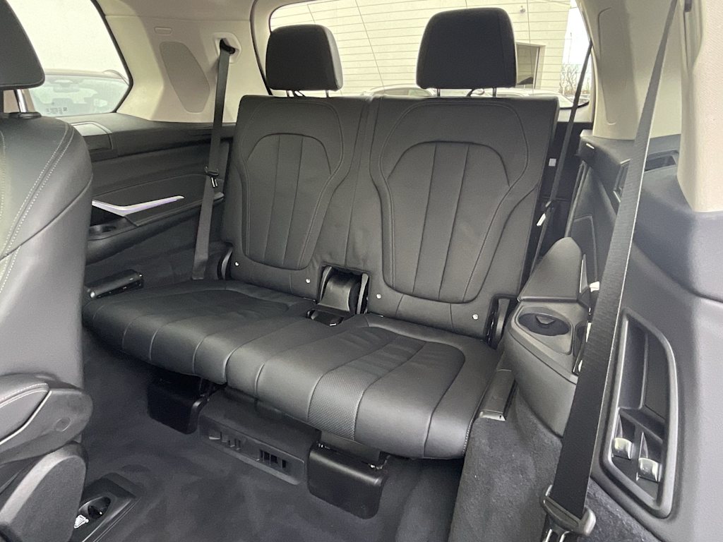 Thumbnail: 2022 BMW X7 - 39