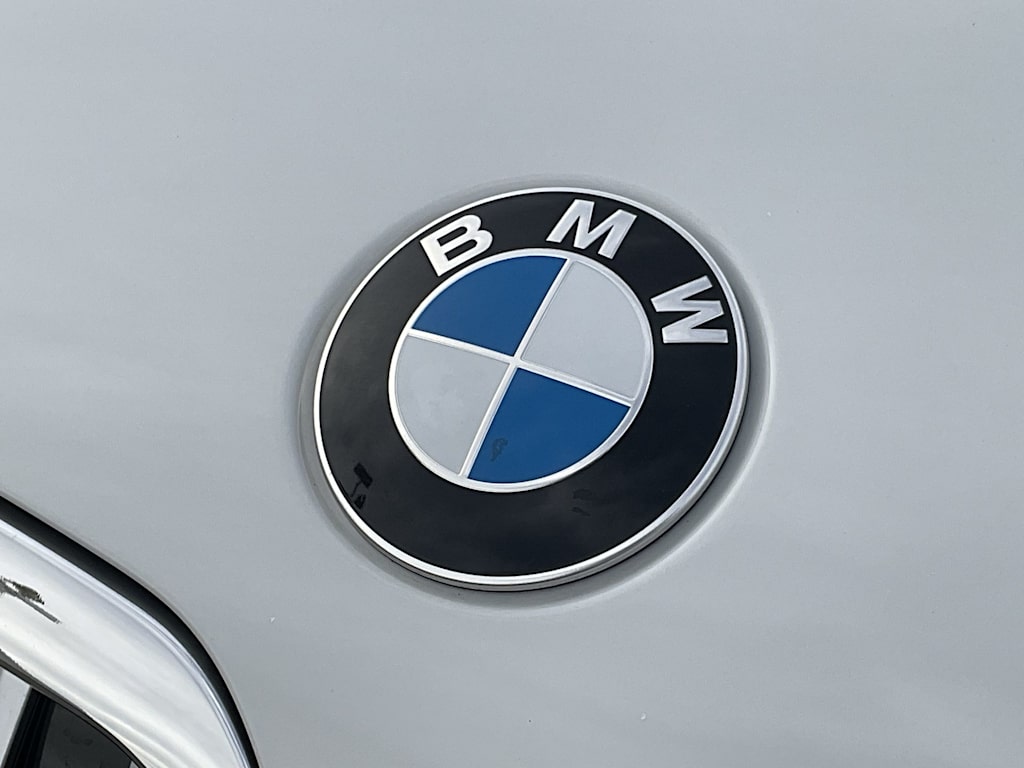 Thumbnail: 2022 BMW X7 - 7