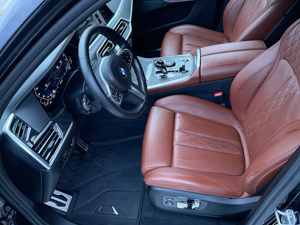 Thumbnail: 2022 BMW X7 - 12